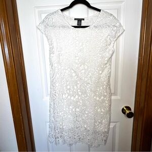 ✨ Closet Refresh - Chelsea & Theodore White Lace Dress Lined
